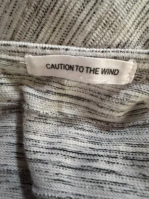 Caution To The Wind Woman’s Romper Size Medium thumbnail 6