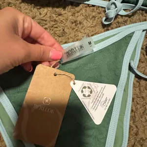 Green and Blue Women's Bikini Set Size M thumbnail 3