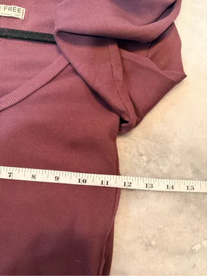 NWOT We The Free Size S Free People Ribbed V-Neck Long Sleeve Fitted Top Raw Hem thumbnail 11