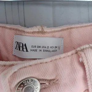 Zara Faded pink Frayed Hem High-Rise Coquette Festival Casual Jean shorts thumbnail 5