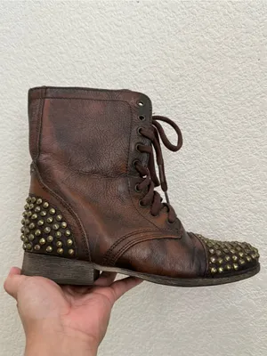 STEVE MADDEN “Tarnney” Distressed Brown Leather Studded Moto Boots Size 7.5M thumbnail 3