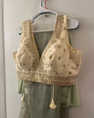 Gold Saree Blouse Size XL thumbnail 1