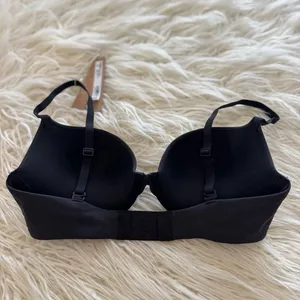 Skims Fits Everybody Push Up Demi Bra Onyx Size 30D thumbnail 5