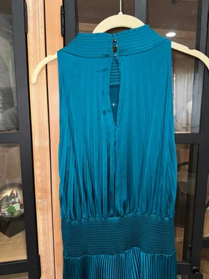 ALC Frank Renzo maxi dress Sleeveless Smocked Pleated teal satin high neck wedding thumbnail 11