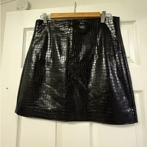 Zara Black Croc Mini Skirt - Size L - Like New thumbnail 7