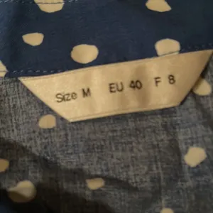 Polka Dot Blouse Size Medium Blue thumbnail 6