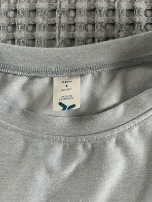 Old Navy Active Top thumbnail 3