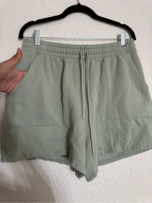 PINK Victoria's Secret Sage Green Logo Sweat Shorts Women size large thumbnail 7