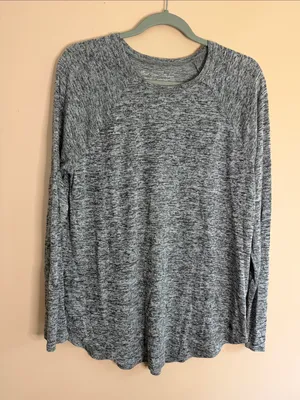 Hollister Heathered Gray Long-Sleeve Crew Pullover thumbnail 1