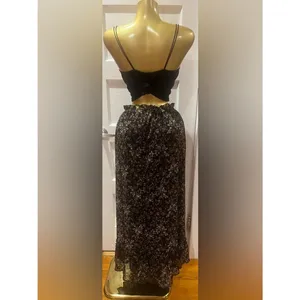 Thirty/Thirty floral print maxi skirt elasticized ruffled waistline Size Xs thumbnail 2