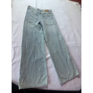 Aeropostale Super Baggy High Waisted Wide Leg Light Wash Jeans Size 2 Reg thumbnail 2
