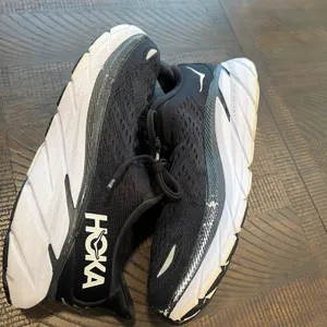 Hoka Clifton 8 black and white shoes size 8.5 B women thumbnail 10