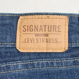 Signature by Levi Strauss Gold‎ Label Womens Mid-Rise Straight Jeans Size 12S thumbnail 6