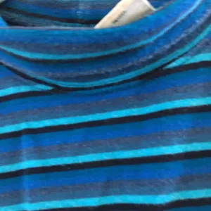 FINAL MARKDOWN Ladies St. John’s bay top medium thumbnail 3