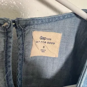 Gap‎ for Good Women's Size Small Chambray Top Ruffle Bell Sleeve Medium Indigo thumbnail 10