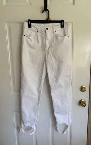 Cello Size 11  White Jeans thumbnail 1
