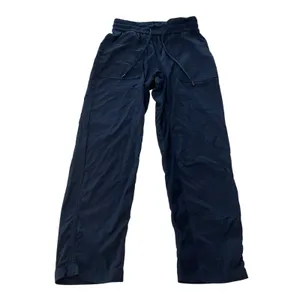 Lululemon Beyond the‎ Studio Crop Pants Navy Size 2 thumbnail 2