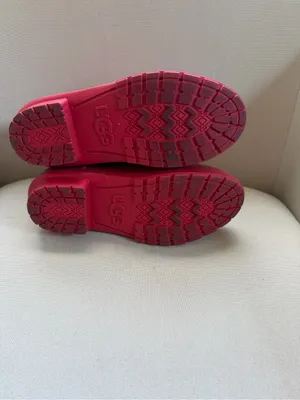 UGG Chevonne Ribbon Red Chelsea Rain Boots Waterproof Colorful Logo Women’s 7 thumbnail 8