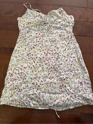 Sky to Moon White Floral Spaghetti Strap Sundresses Size Medium LIKE NEW thumbnail 1