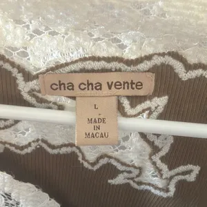 FINAL MARKDOWN Cha Cha Vente Brown Top with Lace Accents large thumbnail 4