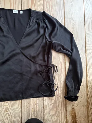 Wilfred Black Wrap Blouse S thumbnail 2
