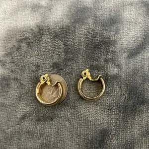 Vintage 80’s Gold and Silver Sided Clip-on Earrings thumbnail 2