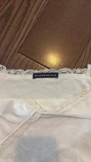 Brandy Melville Tank White Lace Crop thumbnail 3
