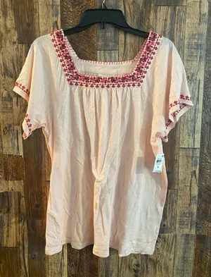 Style&co Top Size 1X Soft Shell Pink Square Neck Cap Short Sleeve Embroidered thumbnail 2