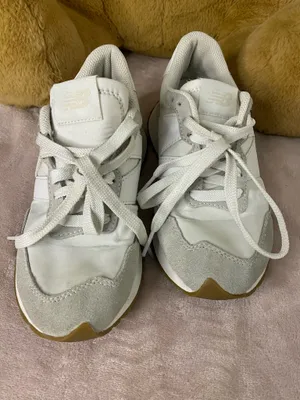 New Balance 237 Classic Sneaker, Womens Size 6 Mens 4.5 thumbnail 2