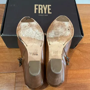 Frye Women's Reed Shootie Ankle Boot‎ Caramel size 9 thumbnail 10