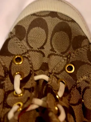 Vintage Coach Signature C Sneaker Shoes Bug Butterfly Patch Size 9B thumbnail 6