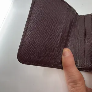Coach Signature C Brown Beige Patent Leather Wallet thumbnail 7
