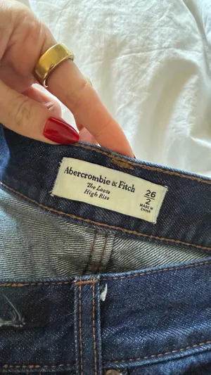 Abercrombie High-Rise Loose Jeans dark rinse 26R thumbnail 3