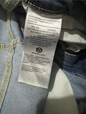 Levi's Levi Strauss Signature Mid Rise Boyfriend Jeans Women’s 6 W28 Distressed Raw Hem thumbnail 5