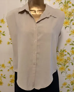 Padded shoulders Sleeveless Boxy Button Down Blouse size M Tan Size M thumbnail 3