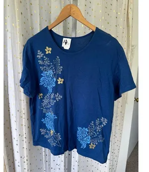 Island Girl Hawaii Women's Hand Painted Stenciled Hawaiian Tropical T-Shirt M thumbnail 2