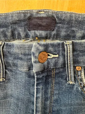 MOTHER The Looker Crop One Fell Sweep Skinny Jeans thumbnail 3