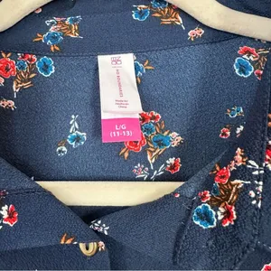 No Boundaries Women's Sz L (11-13) Cropped Gathered Bottom Shirt Blue Floral thumbnail 6