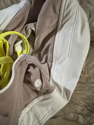 Lululemon Sports Bra thumbnail 3