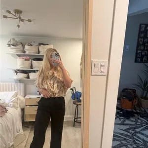 J.Crew BIBI tiger top M thumbnail 8