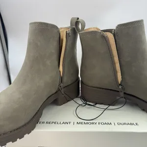 Buffalo David Bitton Anna Women’s Brown Ankle Chelsea Boots Size 8 NEW in Box thumbnail 9