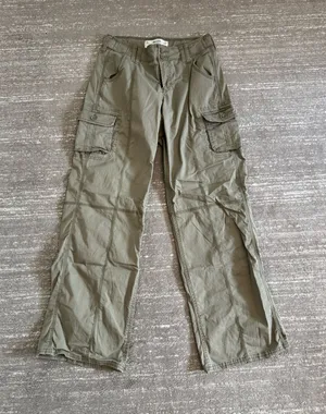Hollister Cargo Pants thumbnail 1