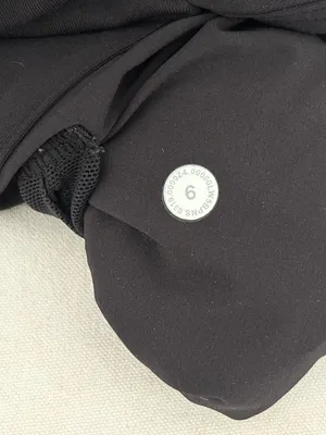 Lululemon On the Fly 7/8 Pant, Black thumbnail 4