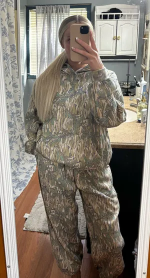 Camo matching set  thumbnail 1