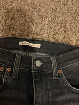 Levi's High Rise Boyfriend Jeans Size 26 Black Denim Zip Fly Pockets Belt Loops thumbnail 2