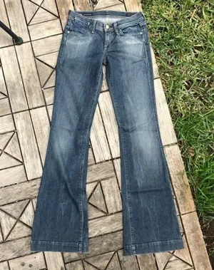 CofH Picasso #080 Full Leg Flare Jeans Size 25 thumbnail 3