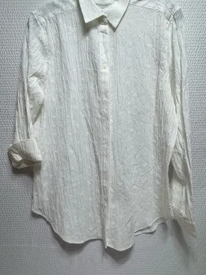 LOFT Cream Textured Button-Down Top thumbnail 2