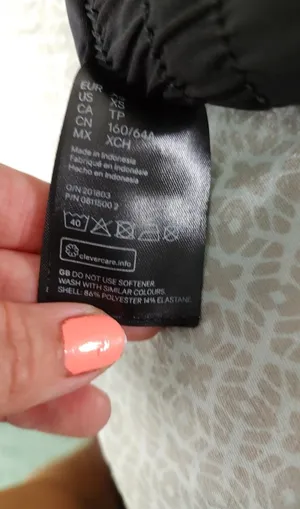 H&M Sport Black Shorts thumbnail 10