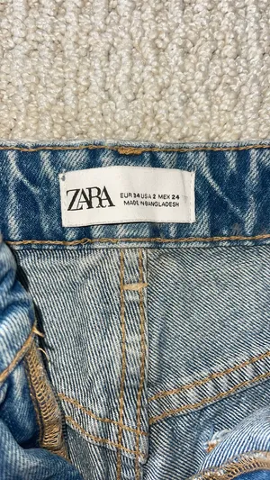 ZARA Jeans High-Rise Straight Leg Women’s thumbnail 2