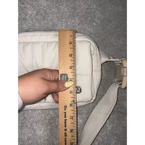 Lululemon Quilted Grid Belt Bag Hand Warmer 1.5L White Opal thumbnail 12